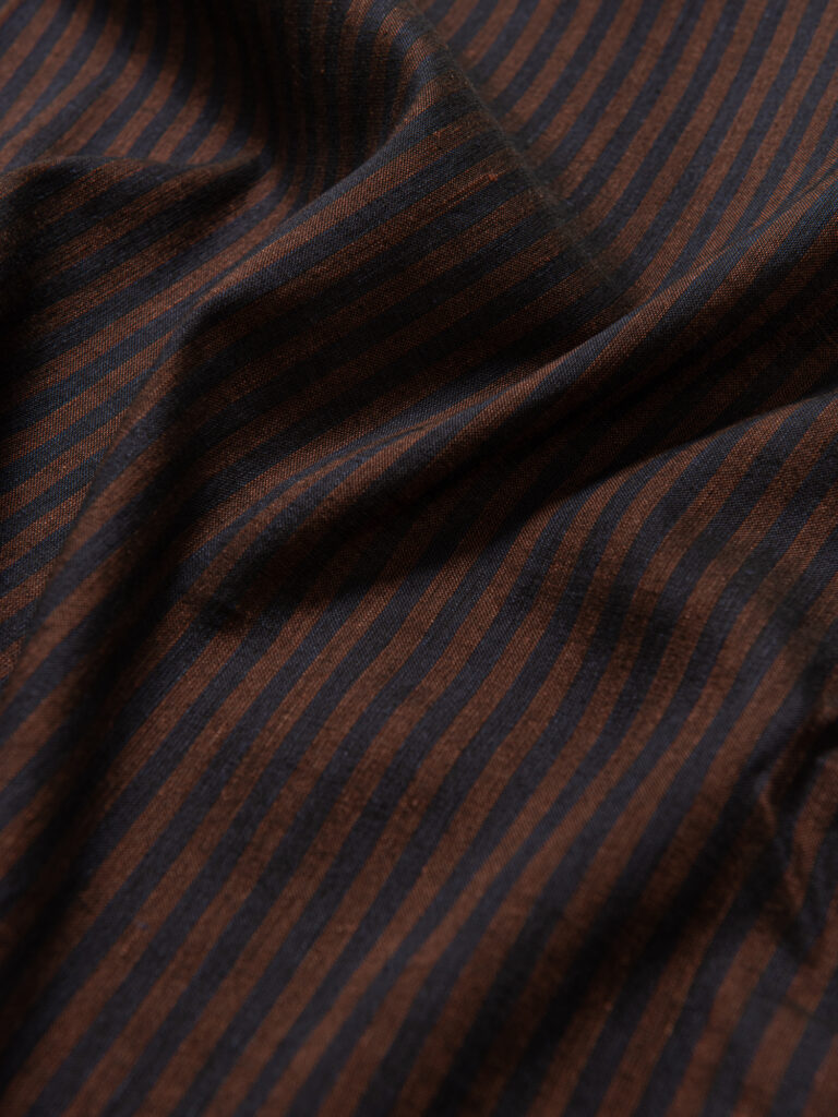 Stripet lin/bomull, Navy/Brun