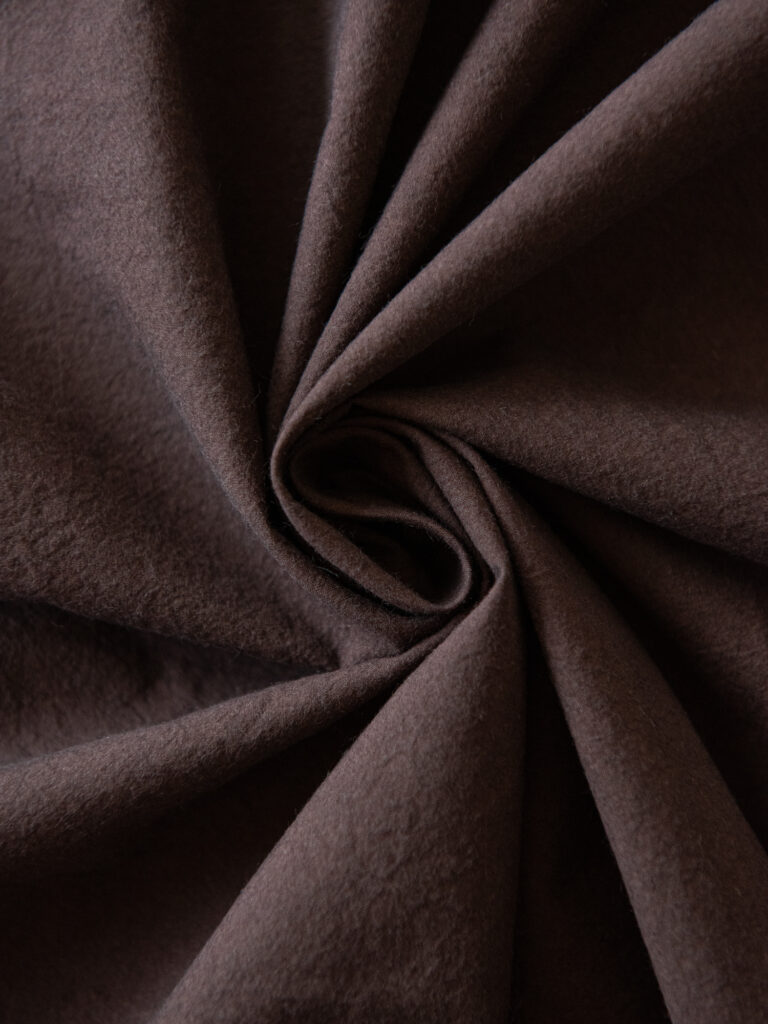 Azu Poplin, Kaffe